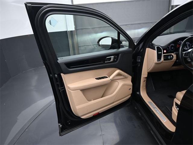 used 2019 Porsche Cayenne car, priced at $46,491