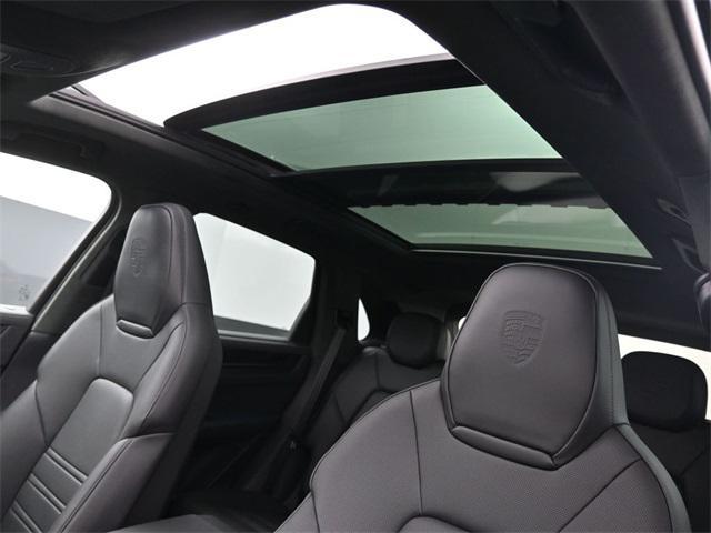 new 2025 Porsche Cayenne car, priced at $159,515