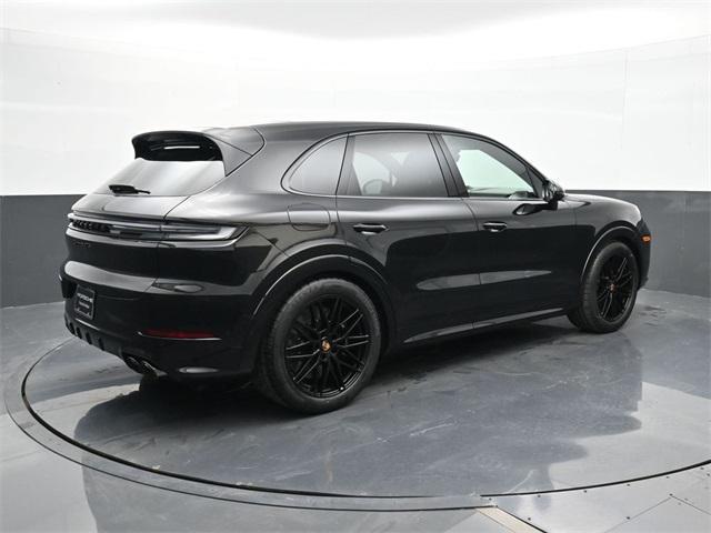 new 2025 Porsche Cayenne car, priced at $159,515