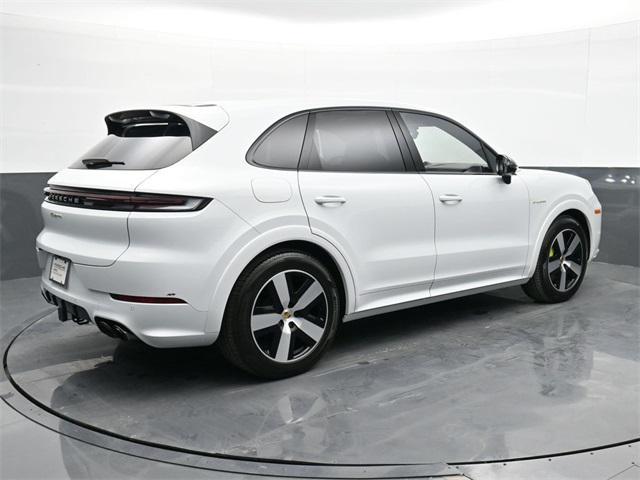 used 2024 Porsche Cayenne E-Hybrid car, priced at $117,991