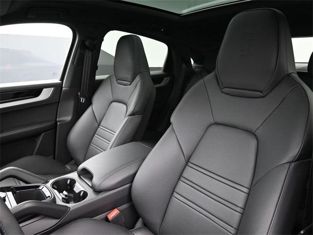 new 2025 Porsche Cayenne car, priced at $132,835