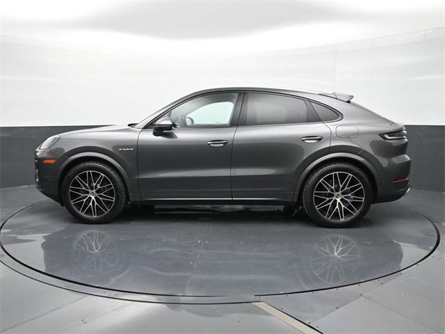new 2025 Porsche Cayenne car, priced at $132,835