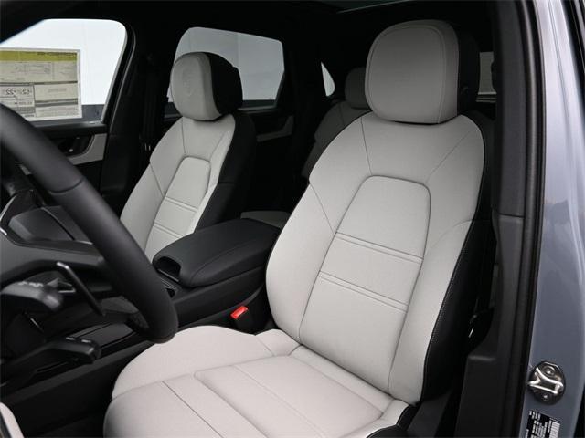 new 2025 Porsche Cayenne car, priced at $158,055