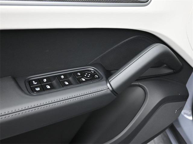 new 2025 Porsche Cayenne car, priced at $158,055