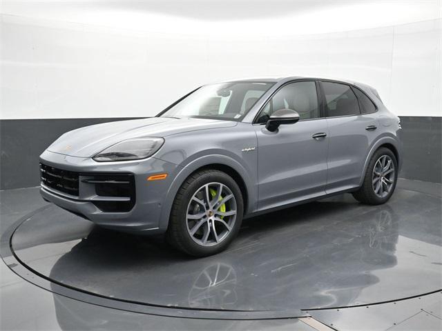 new 2025 Porsche Cayenne car, priced at $158,055