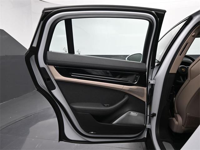 new 2025 Porsche Panamera car, priced at $133,935