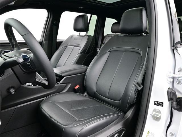 used 2024 Jeep Grand Cherokee car, priced at $44,900