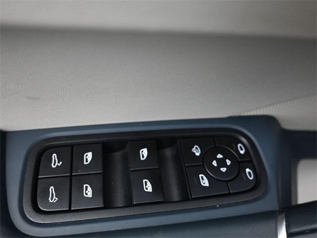 used 2022 Porsche Cayenne car, priced at $77,400