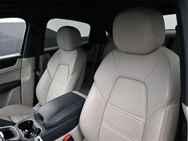 used 2022 Porsche Cayenne car, priced at $77,400