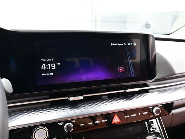 used 2023 Kia Carnival car, priced at $38,800