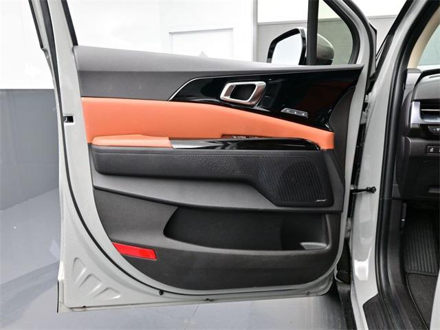 used 2023 Kia Carnival car, priced at $38,800