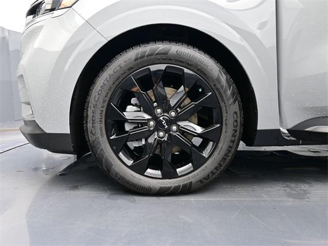 used 2023 Kia Carnival car, priced at $38,800