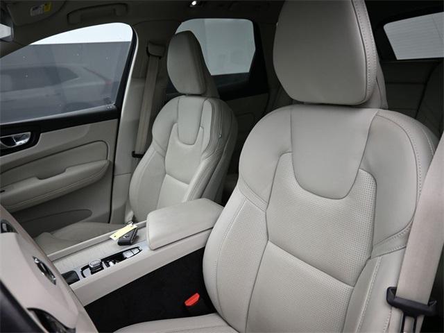 used 2021 Volvo XC60 car, priced at $28,700