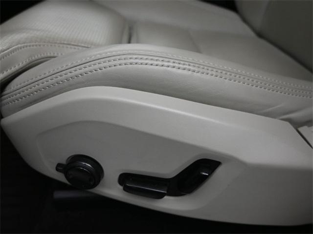 used 2021 Volvo XC60 car, priced at $28,700