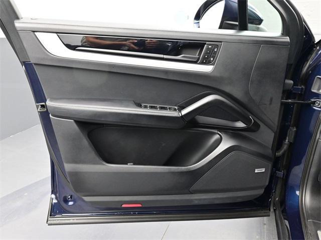 new 2025 Porsche Cayenne car, priced at $138,535
