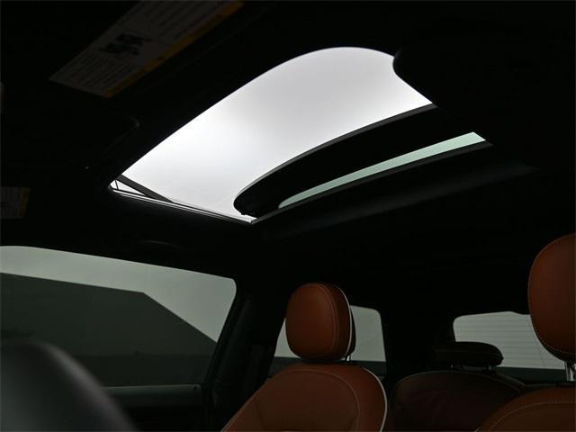 used 2022 MINI Hardtop car, priced at $30,900