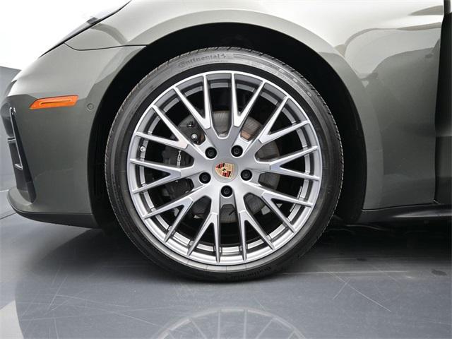 new 2025 Porsche Panamera car, priced at $134,425