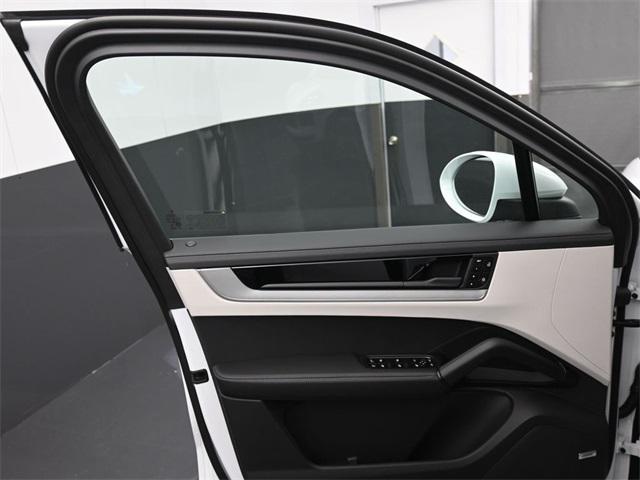 new 2025 Porsche Cayenne car, priced at $131,415