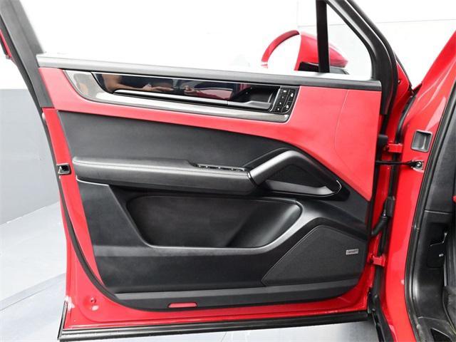 used 2025 Porsche Cayenne car, priced at $139,500