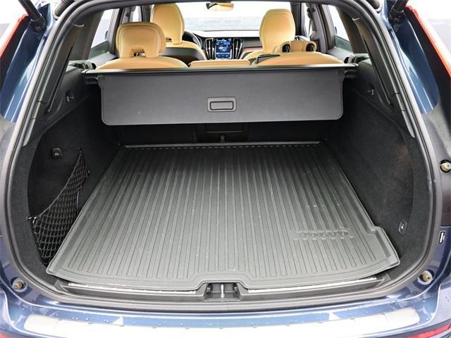 used 2022 Volvo XC60 car, priced at $36,500