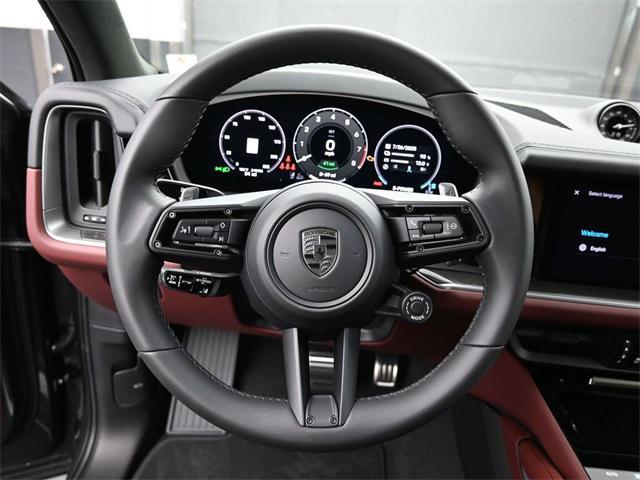 new 2025 Porsche Cayenne car, priced at $206,405