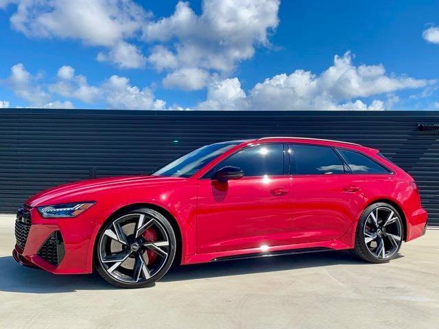 used 2022 Audi RS 6 Avant car, priced at $108,432