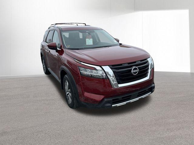 used 2023 Nissan Pathfinder car, priced at $31,842