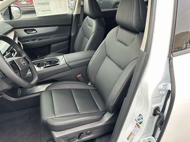 new 2025 Nissan Murano car, priced at $46,321