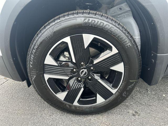 new 2025 Nissan Kicks car, priced at $27,082