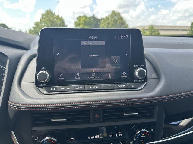 new 2025 Nissan Rogue car, priced at $35,929