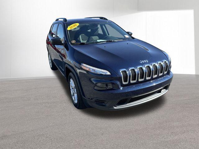 used 2016 Jeep Cherokee car, priced at $10,997
