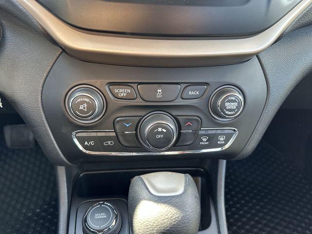 used 2016 Jeep Cherokee car, priced at $10,997