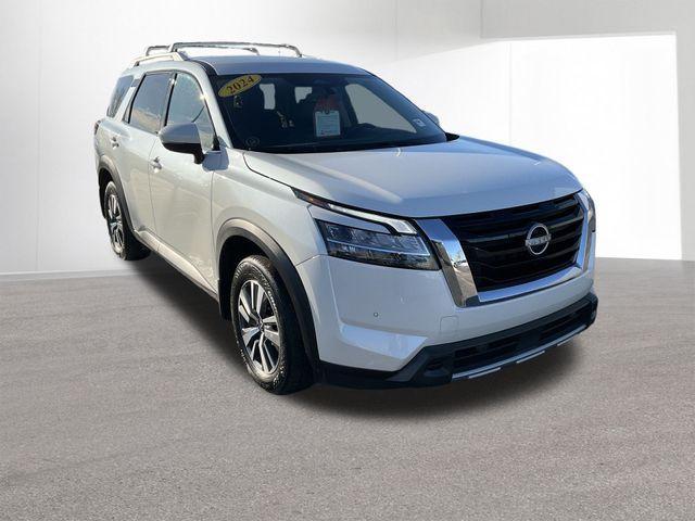 used 2024 Nissan Pathfinder car, priced at $33,333