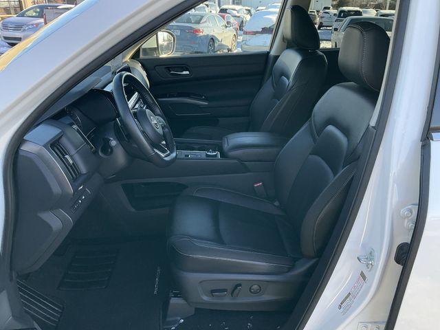 used 2024 Nissan Pathfinder car, priced at $33,333