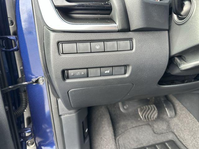 used 2023 Nissan Rogue car, priced at $22,979