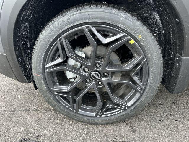 new 2025 Nissan Kicks car, priced at $25,190