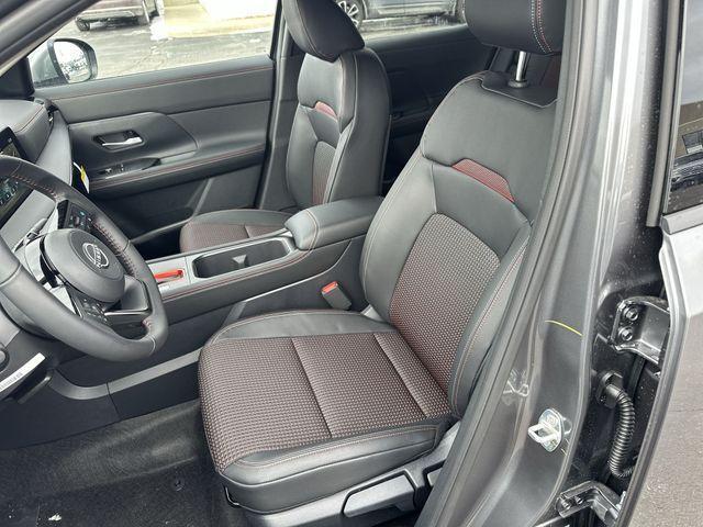 new 2025 Nissan Kicks car, priced at $28,655