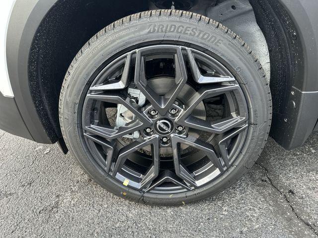 new 2026 Nissan Kicks car, priced at $31,828