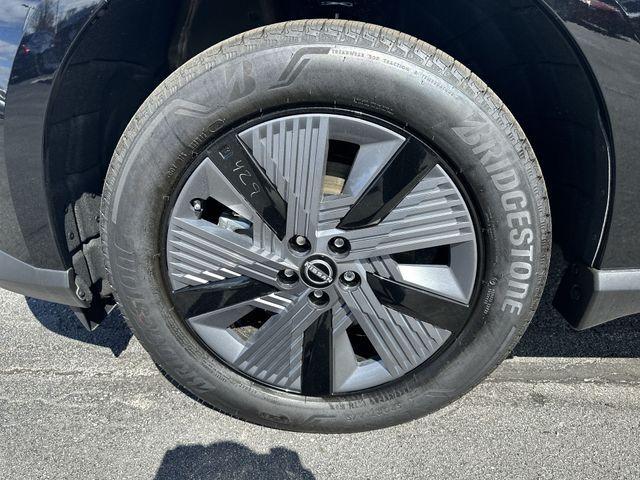 new 2025 Nissan Murano car, priced at $45,945