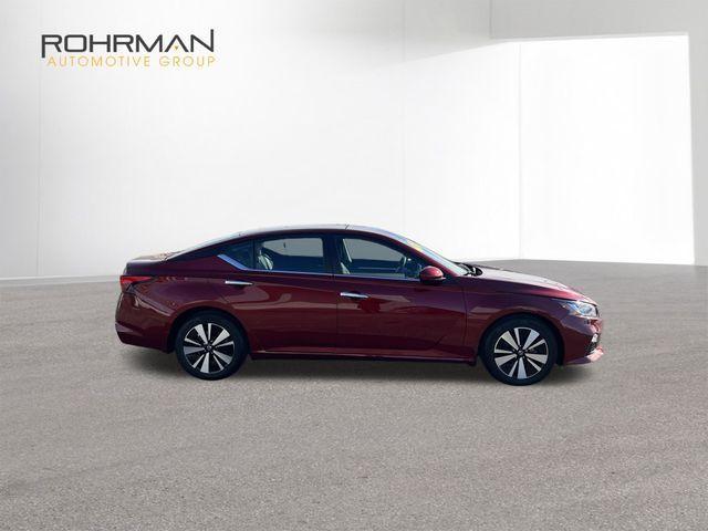 used 2022 Nissan Altima car, priced at $19,469