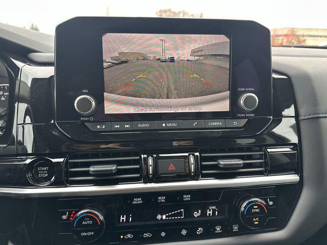 new 2025 Nissan Pathfinder car, priced at $34,179