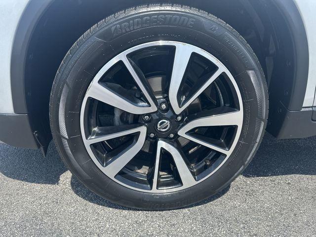 used 2019 Nissan Rogue car, priced at $15,345