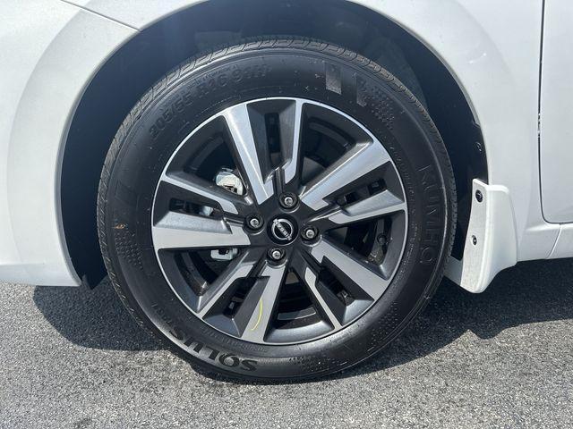 new 2025 Nissan Versa car, priced at $19,049