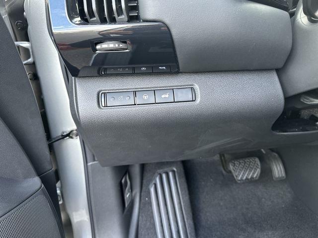 new 2025 Nissan Pathfinder car, priced at $34,253