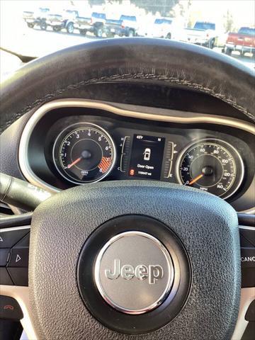 used 2015 Jeep Cherokee car, priced at $10,990