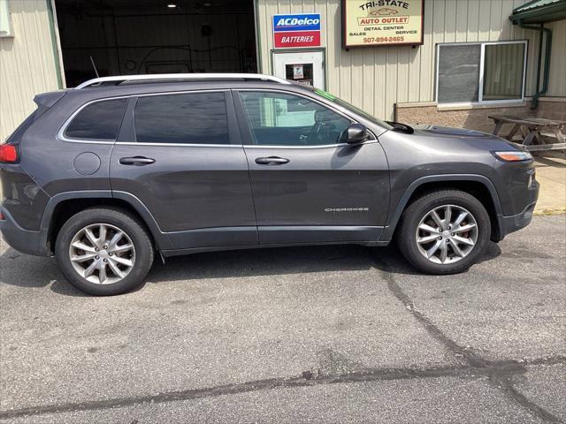 used 2018 Jeep Cherokee car, priced at $14,990