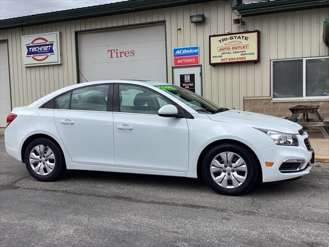 used 2016 Chevrolet Cruze Limited car, priced at $7,990