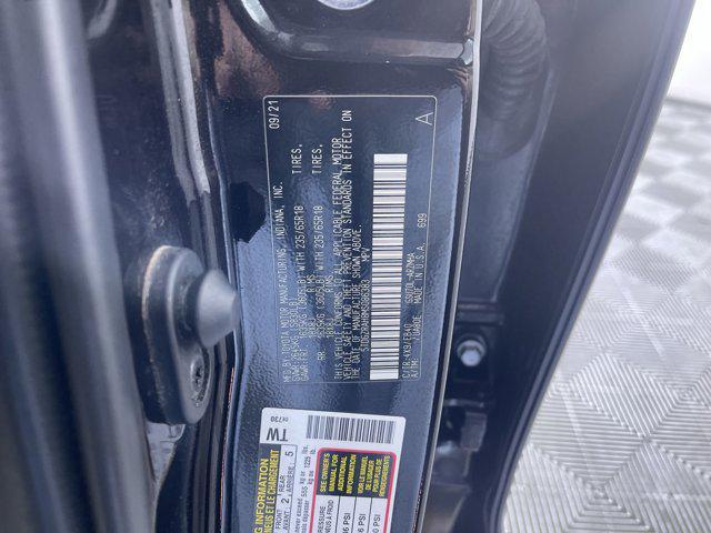 used 2021 Toyota Highlander car, priced at $31,498