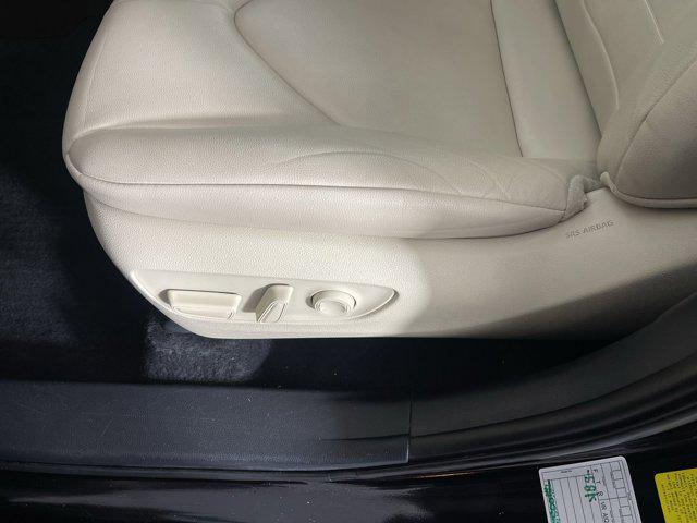 used 2021 Toyota Highlander car, priced at $31,498