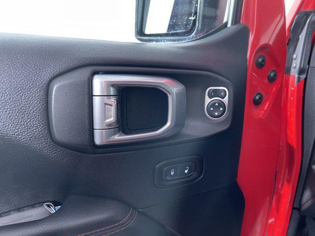 used 2018 Jeep Wrangler Unlimited car, priced at $27,274